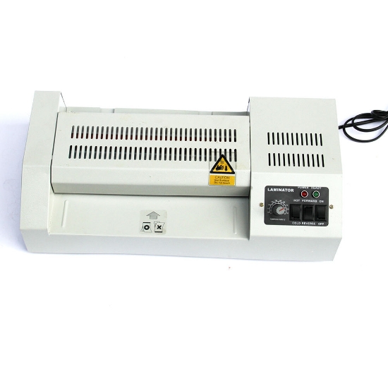 Picture of آلة تغليف الصور و البطائق FGK:230- LAMINATOR A4